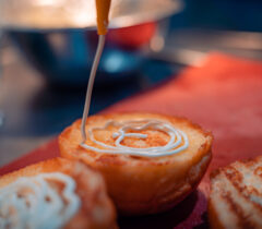 Konoba-kamen-a-la-cart-restoran-restaurant-zadar-crno-grill-cover-jelovnik-rezervacije-reservation-table-booking-skak-burger