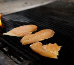 Konoba-kamen-a-la-cart-restoran-restaurant-zadar-crno-grill-cover-jelovnik-rezervacije-reservation-table-booking-pileći-file