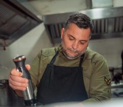 Konoba-kamen-a-la-cart-restoran-restaurant-zadar-crno-grill-cover-jelovnik-rezervacije-reservation-table-booking-tatarski-biftek-beef