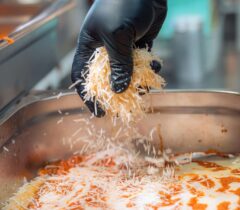 Konoba-kamen-a-la-cart-restoran-restaurant-zadar-crno-grill-cover-jelovnik-rezervacije-reservation-table-booking-baby-lasagna-lasagne-lasagna-lazanje